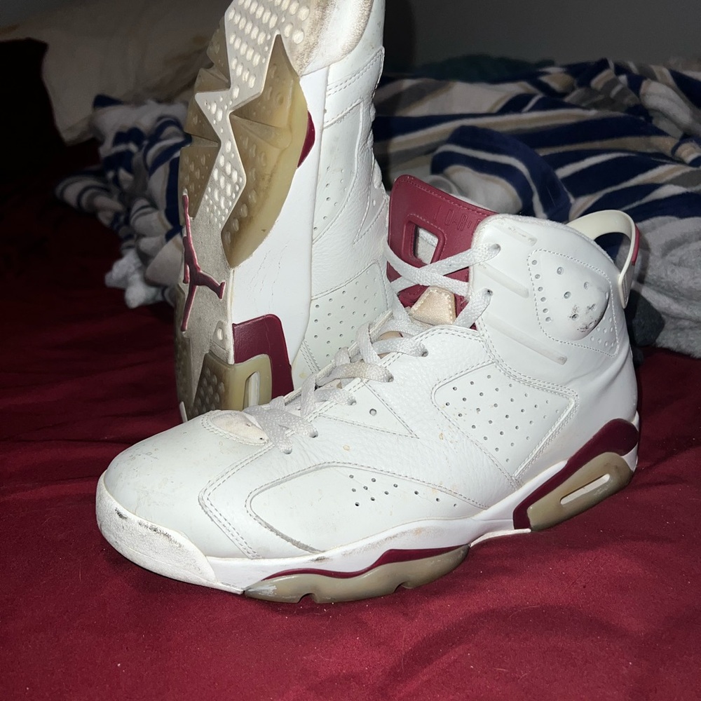 Jordan Retro 6 basketball shoes - Size 12